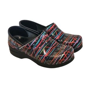 Dansko Women EU 37 US 7 Multicolor Streamer Professional Work Comfort Clogs